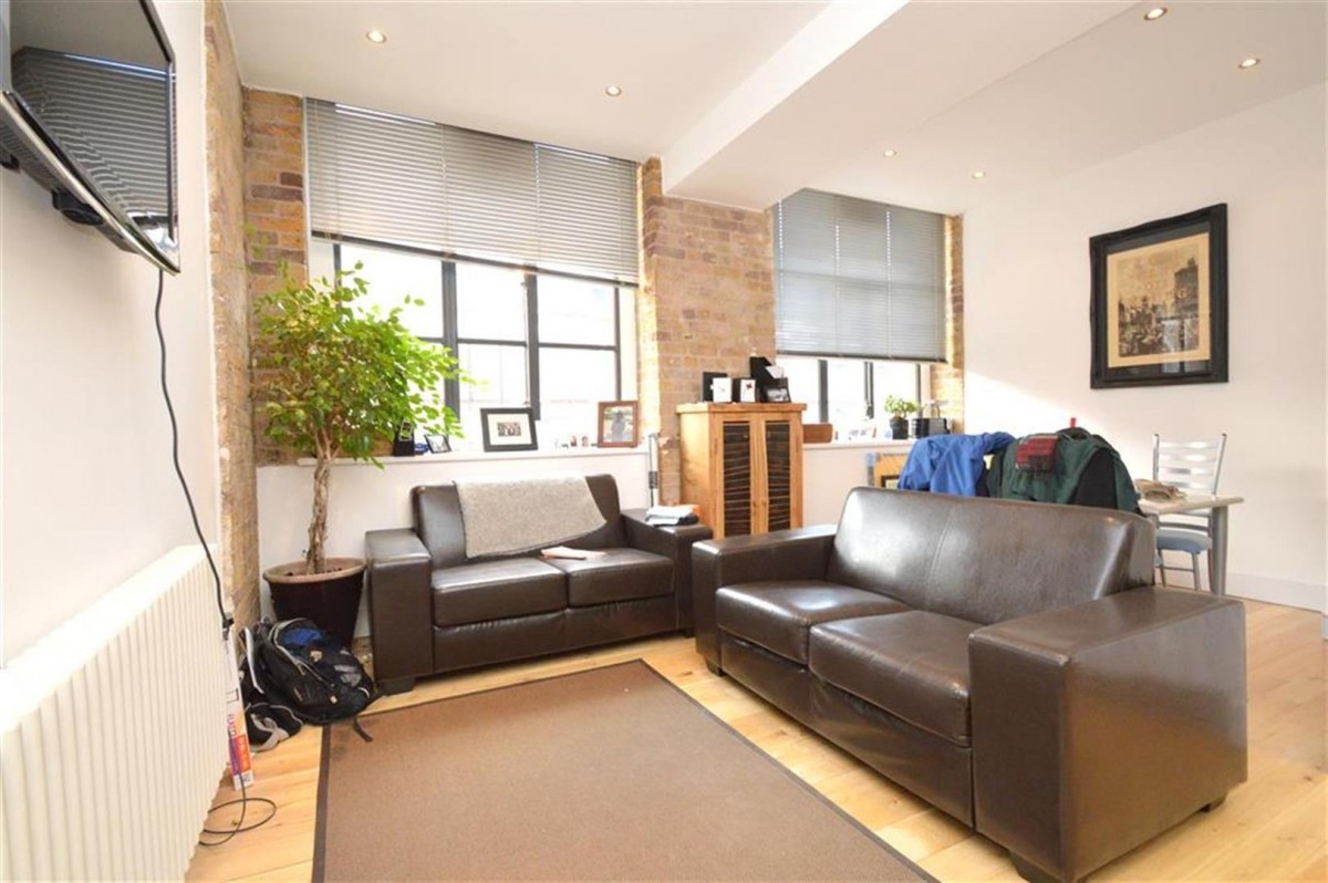 Thrawl Street, Spitalfields, E1