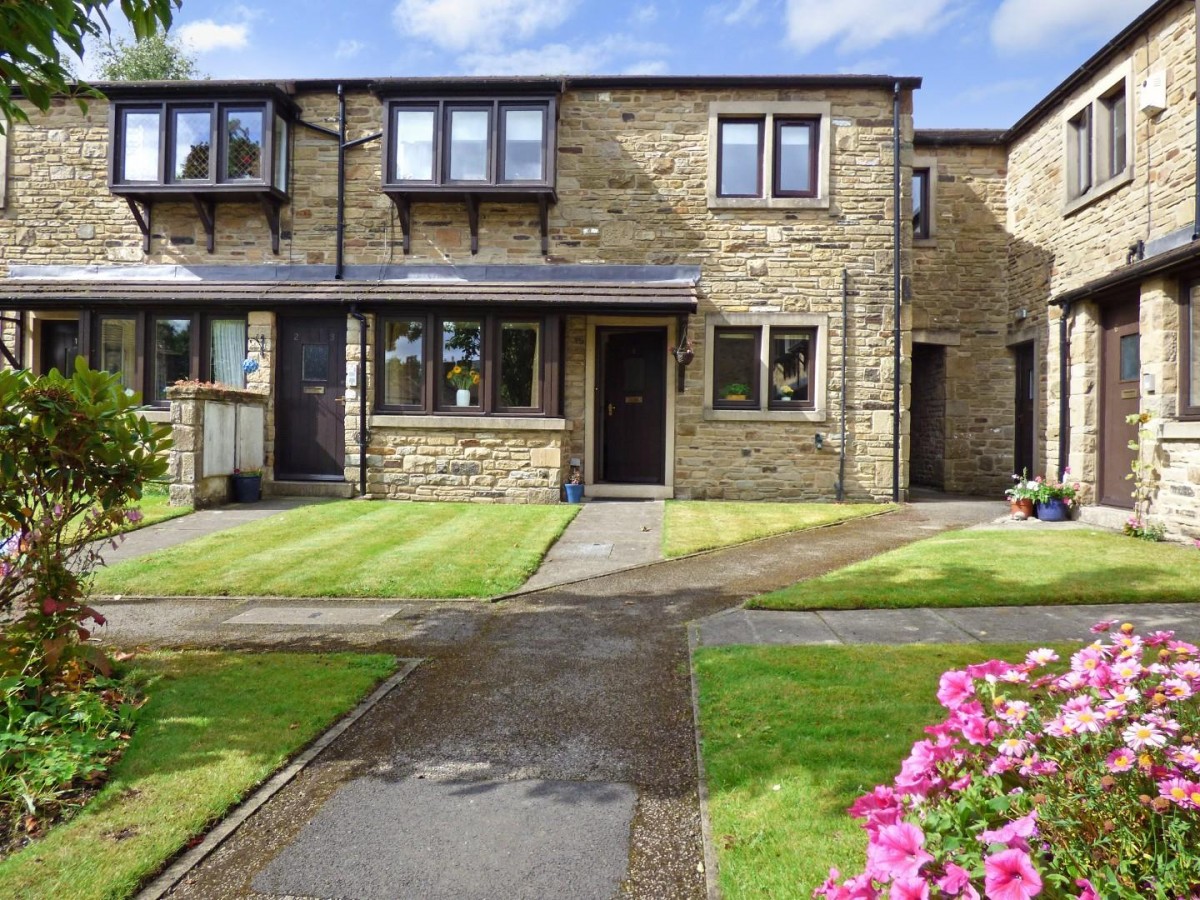 Ground Floor Apartment. Ivy House Gardens, Gargrave, Skipton