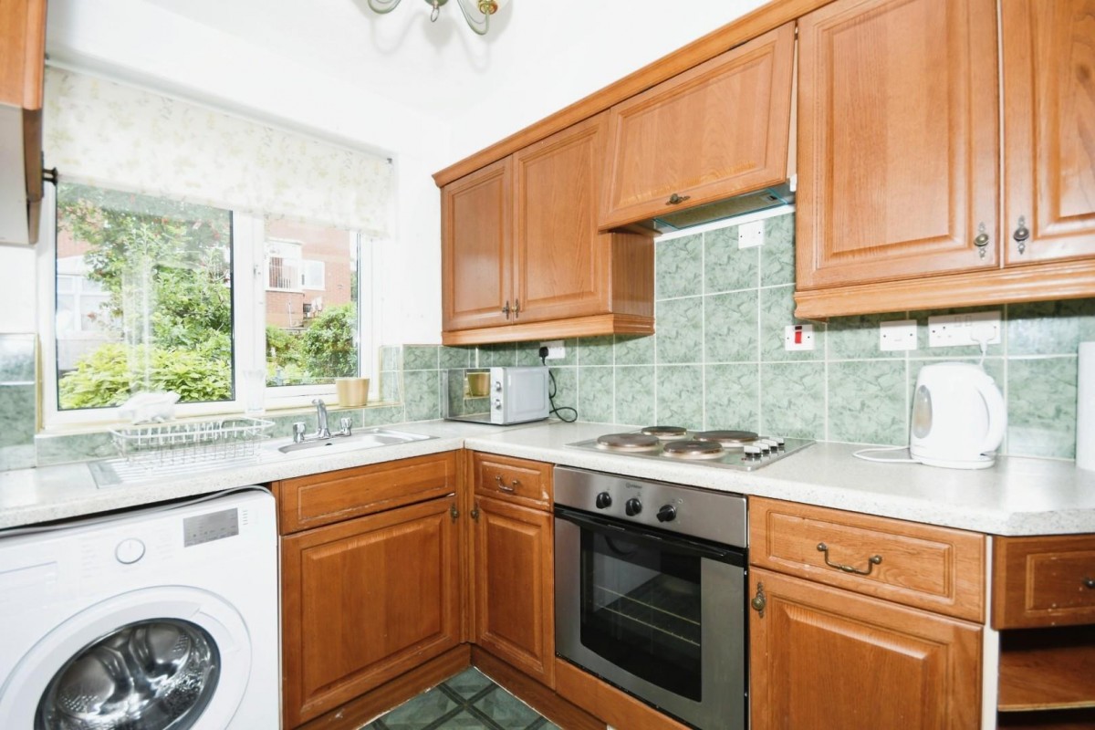 Beauchief Close, Deepcar, S36