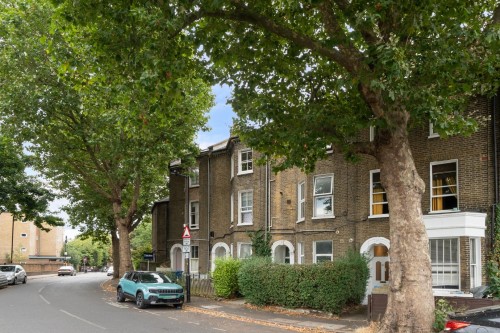 Bird In Bush Road, London