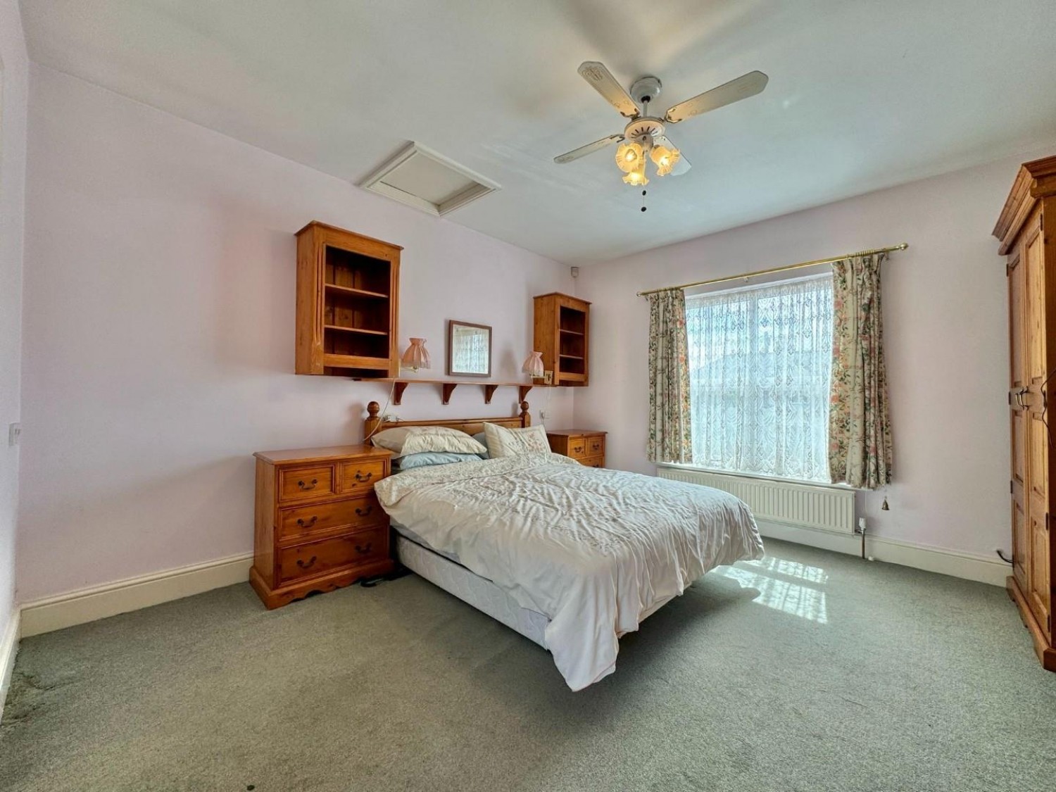 Doncaster Road, Darfield, Barnsley, S73 9JB