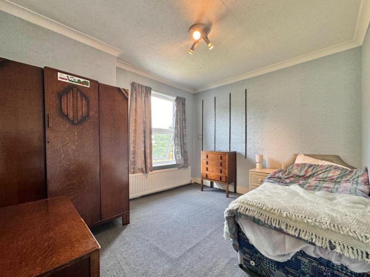 Doncaster Road, Darfield, Barnsley, S73 9JB