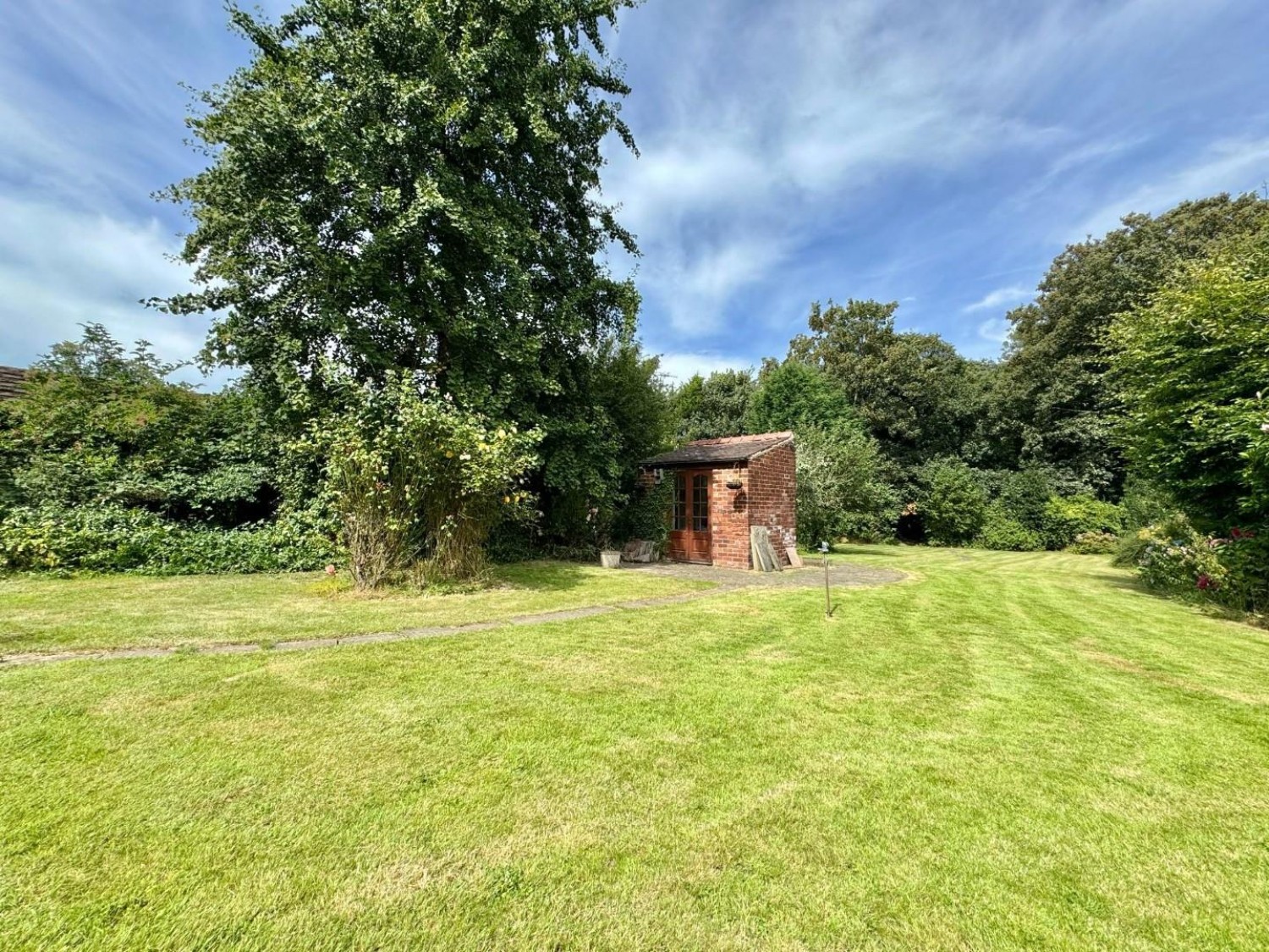 Doncaster Road, Darfield, Barnsley, S73 9JB