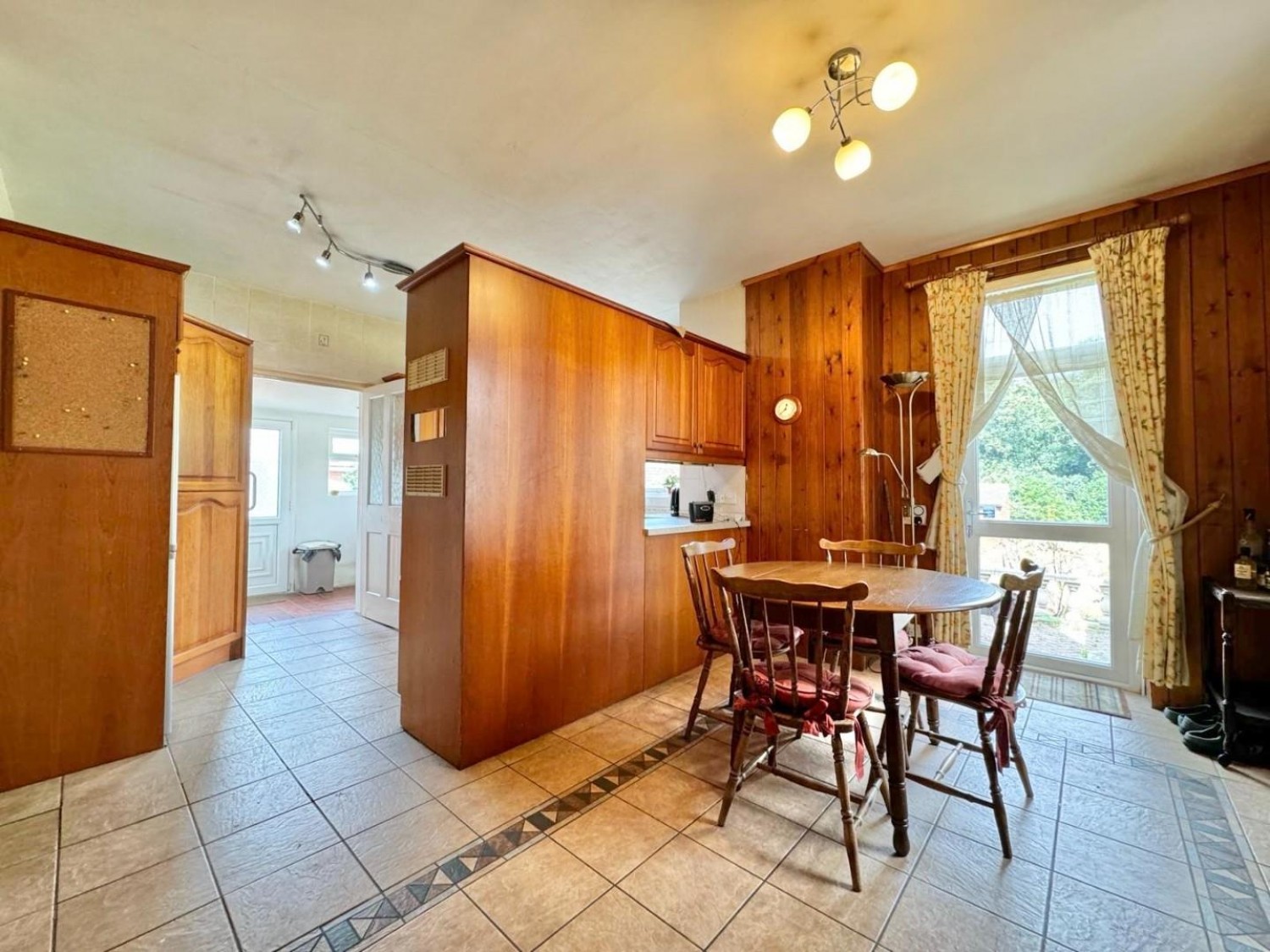 Doncaster Road, Darfield, Barnsley, S73 9JB