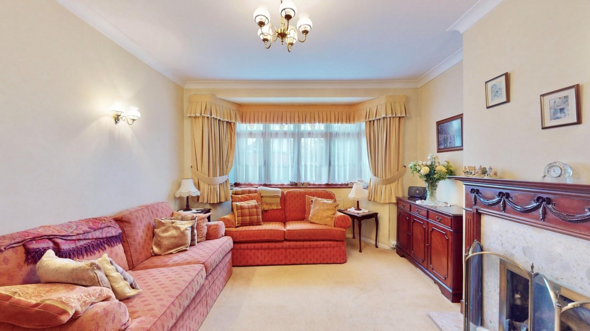 Chafford Way, Chadwell Heath, RM6