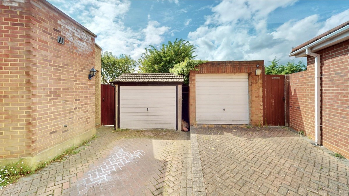 Chafford Way, Chadwell Heath, RM6