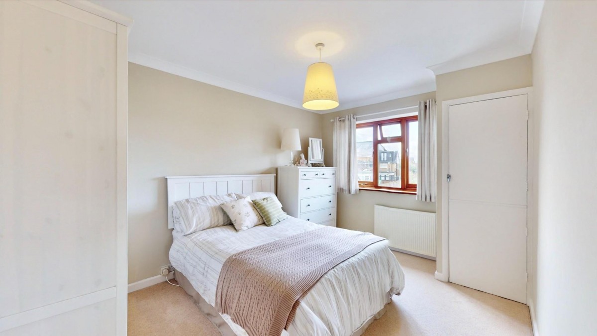 Chafford Way, Chadwell Heath, RM6