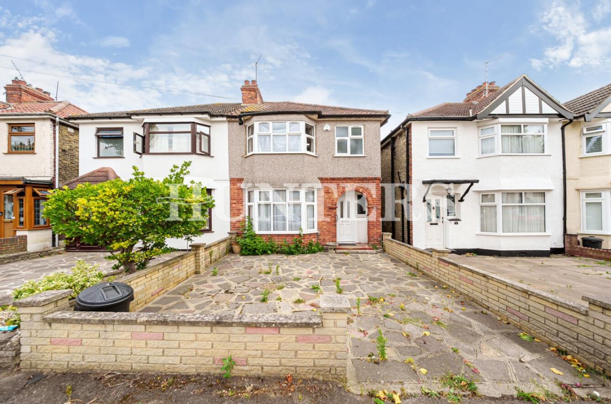 Wayside Avenue, Hornchurch