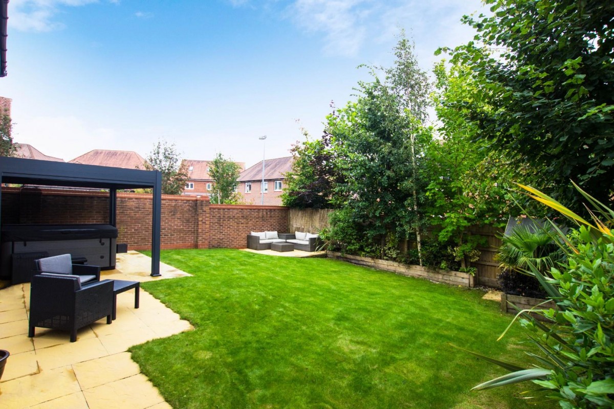 Featherstone Close, Buckshaw Village