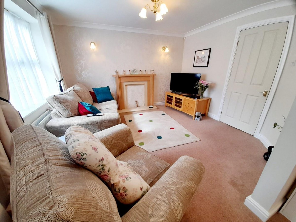 Drovers End, Beckingham, Doncaster, DN10 4FD