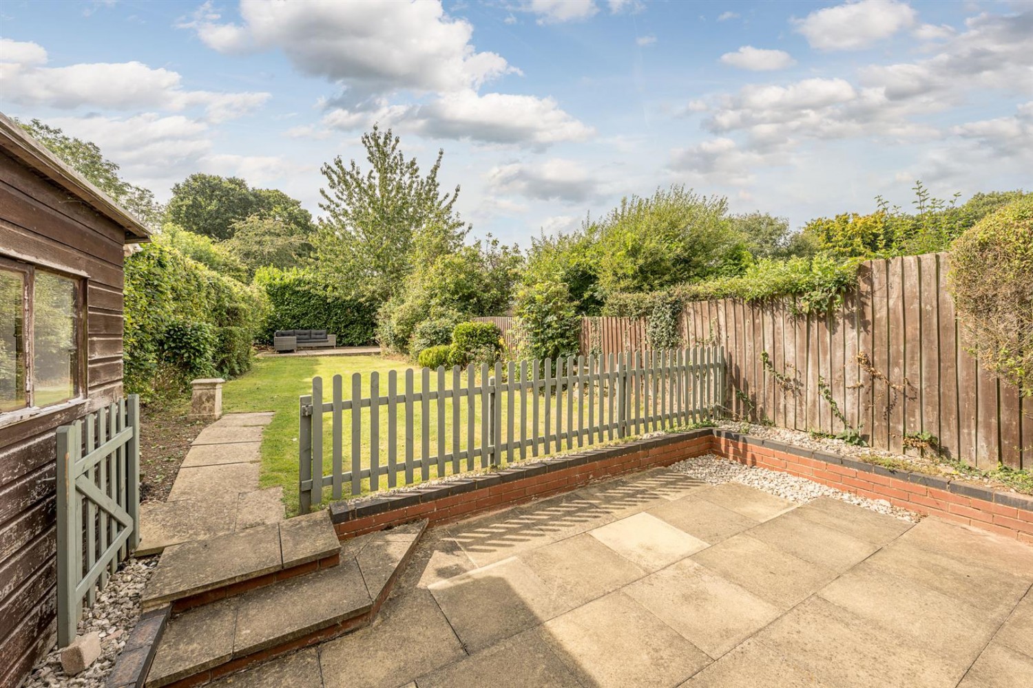 Sandhurst Avenue, Pedmore, DY9 0XG