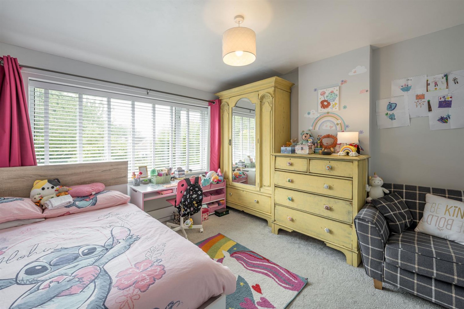 Sandhurst Avenue, Pedmore, DY9 0XG