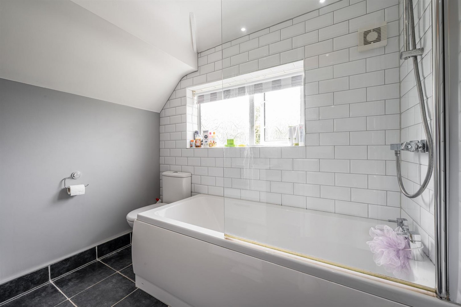 Sandhurst Avenue, Pedmore, DY9 0XG