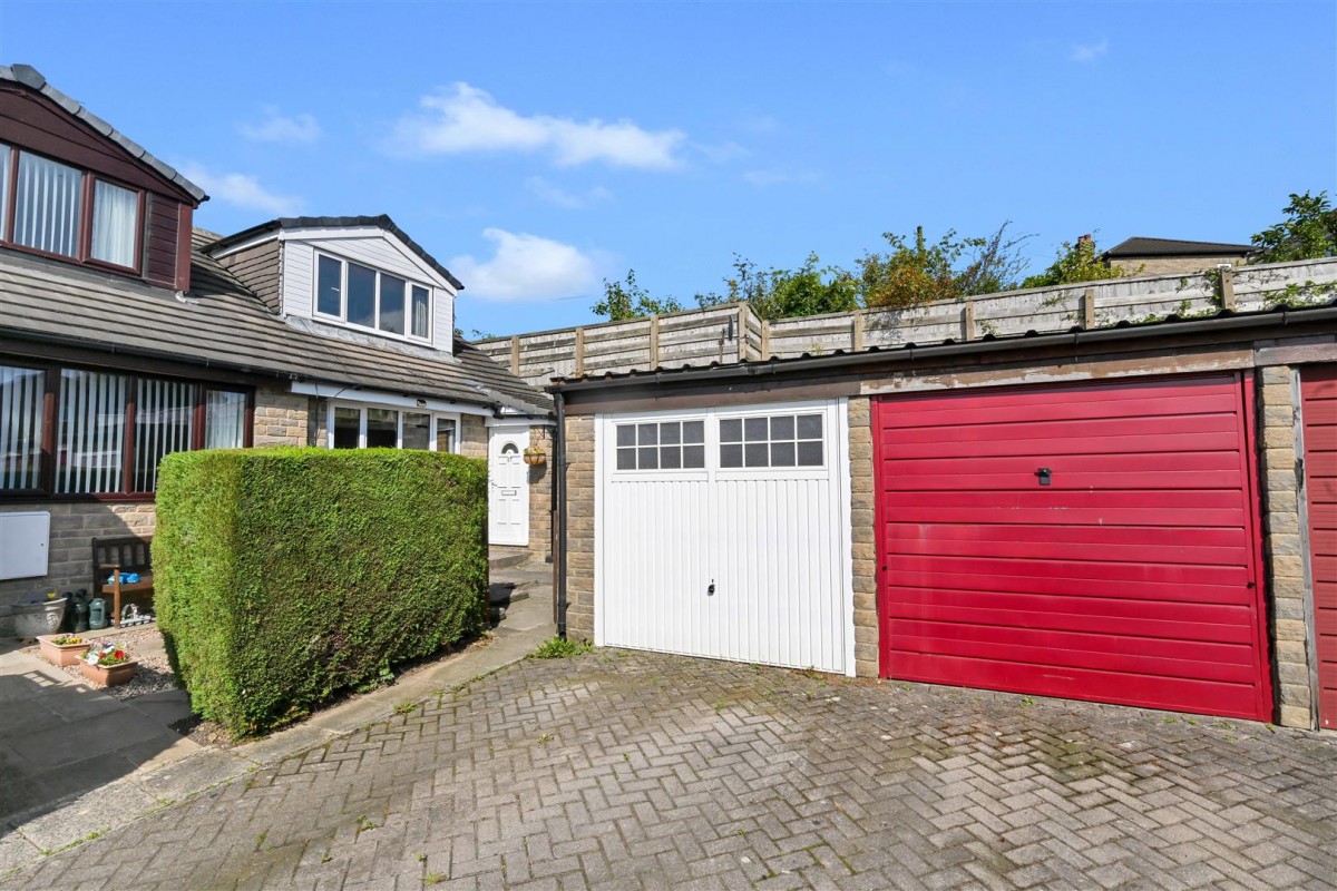 Coppice Grange, Yeadon, Leeds