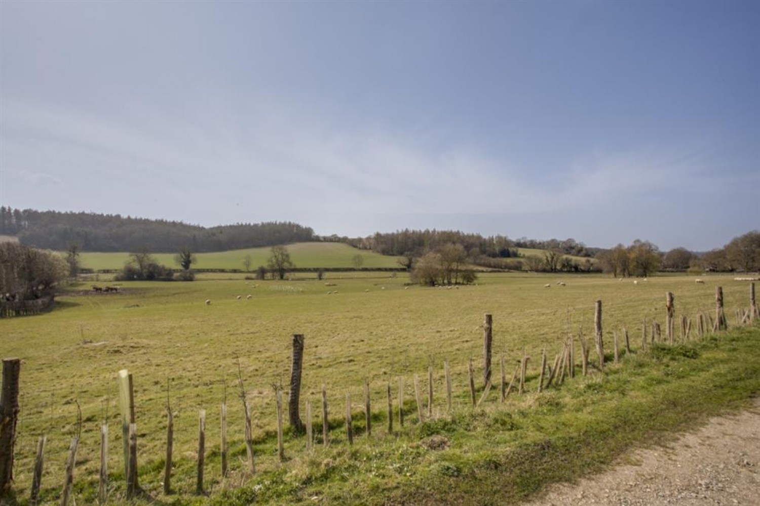 Parkview Cottages, Missenden Road, Amersham, Buckinghamshire, HP7 0RH