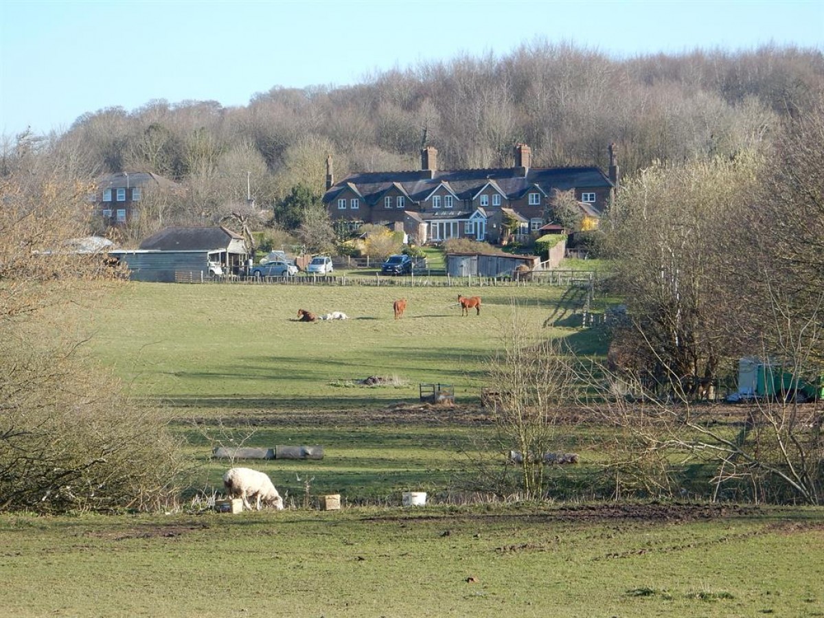 Parkview Cottages, Missenden Road, Amersham, Buckinghamshire, HP7 0RH