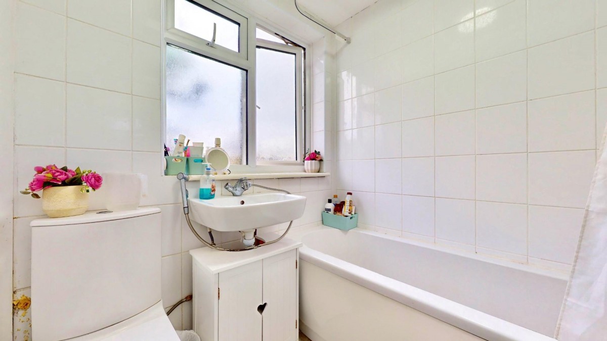 Kelly Way, Chadwell Heath, RM6