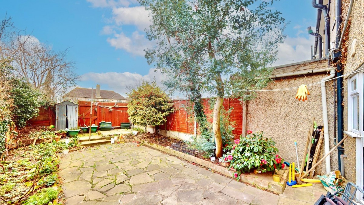 Kelly Way, Chadwell Heath, RM6