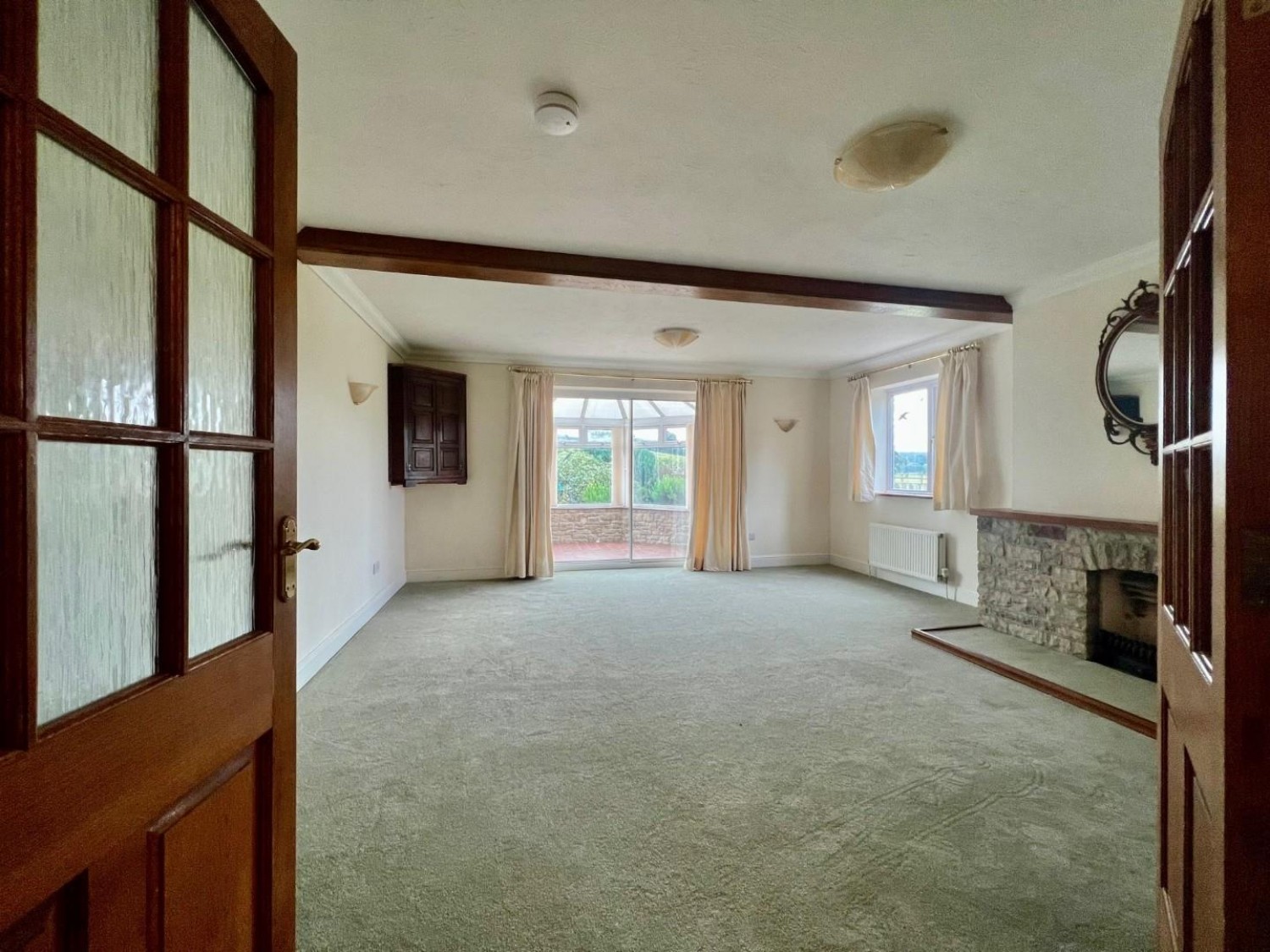 Upthorpe, Cam, GL11