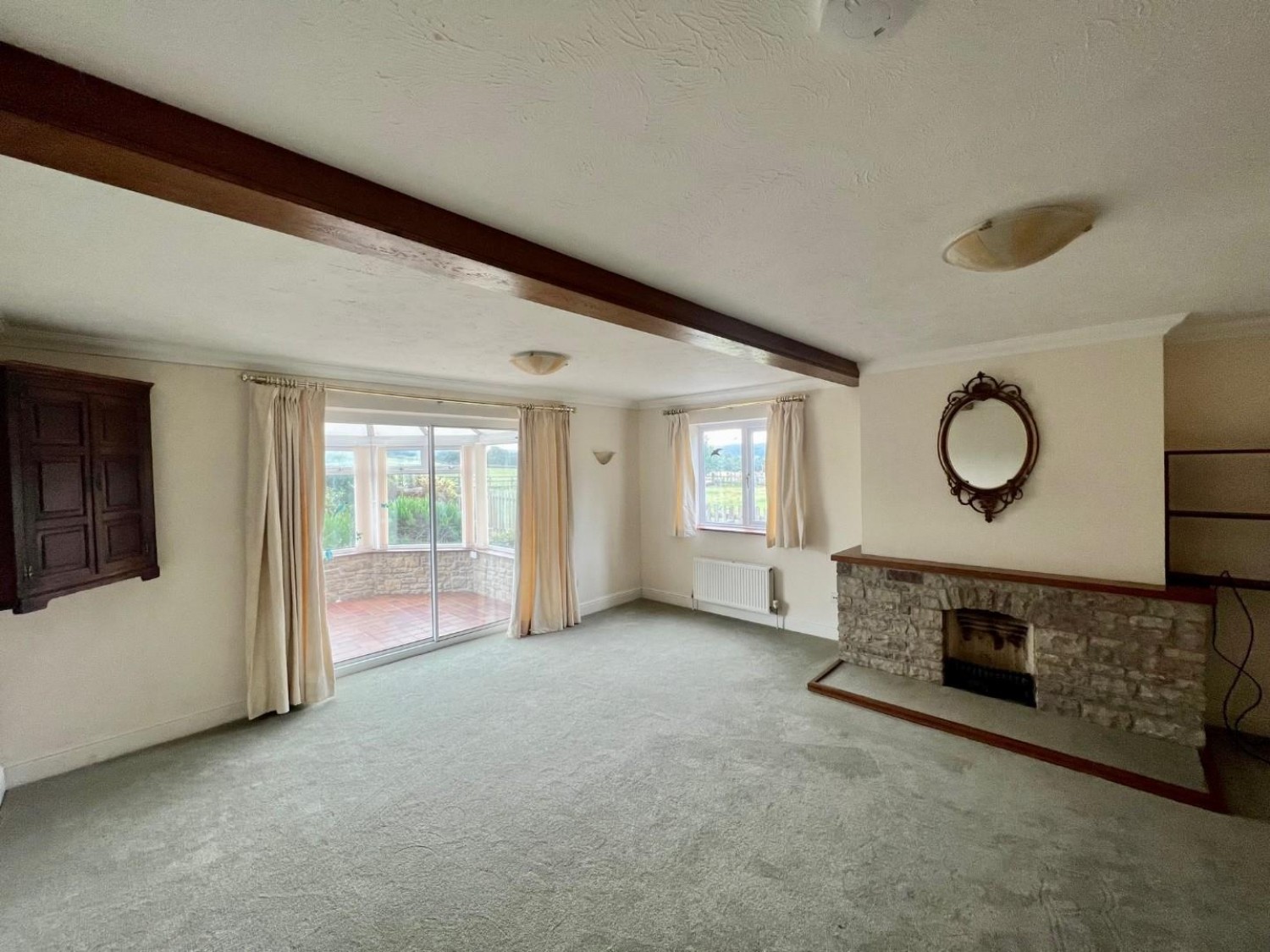 Upthorpe, Cam, GL11
