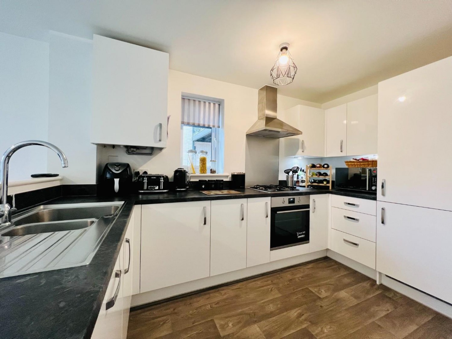 Discovery Drive, Kingsnorth