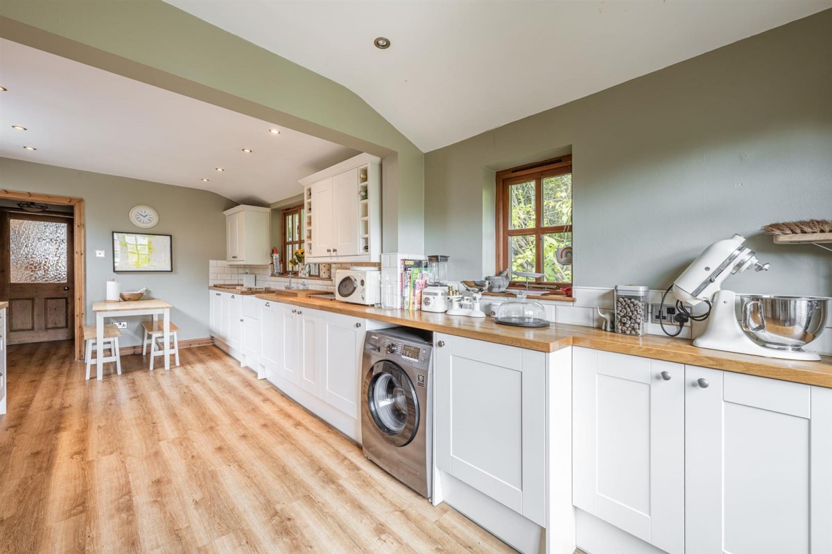 South Road, Old Quarter, Norton, DY8 3YA