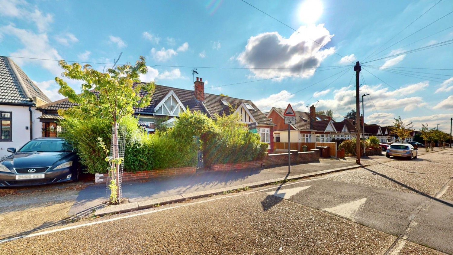 Adelaide Gardens, Chadwell Heath, RM6