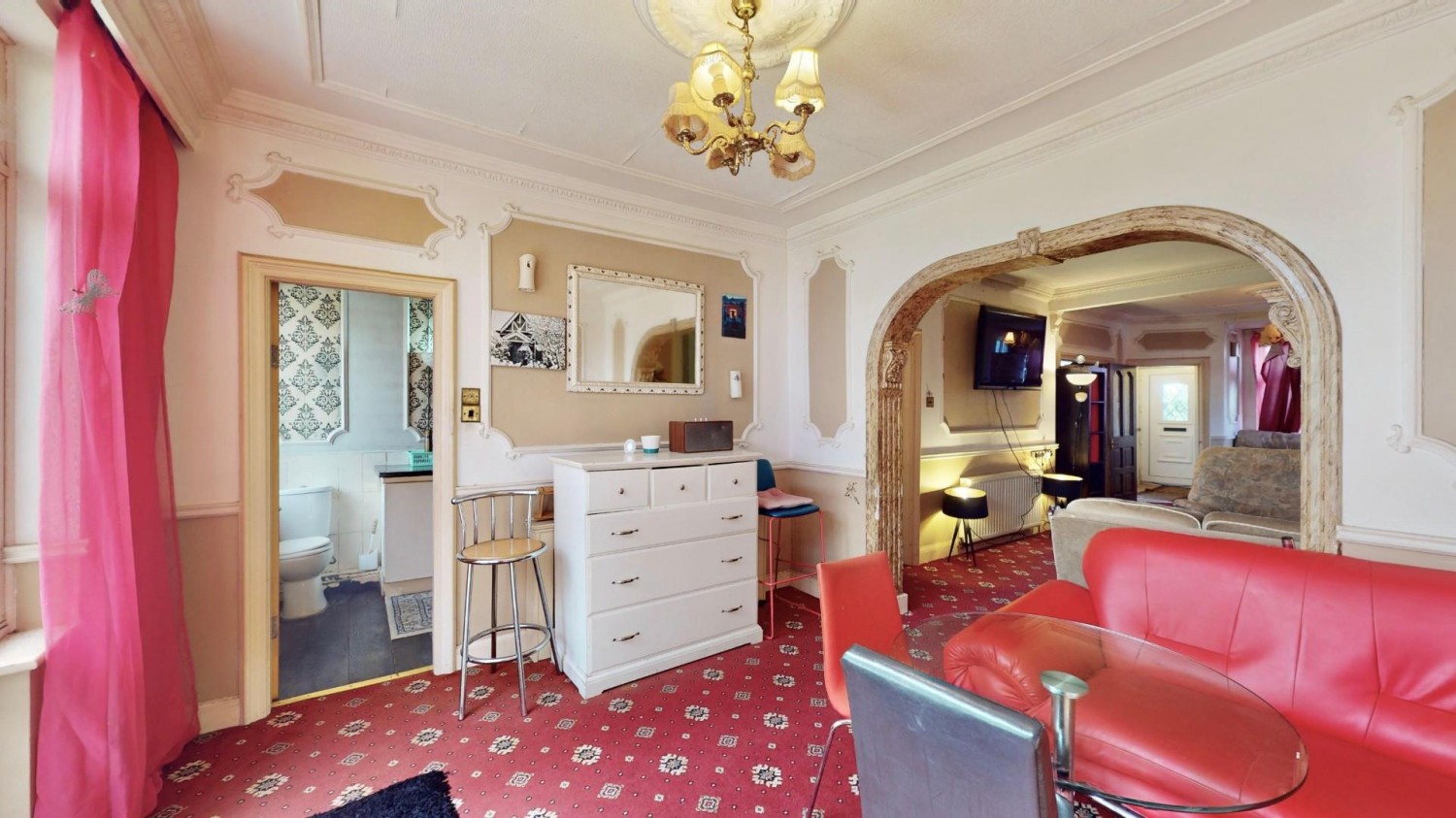 Adelaide Gardens, Chadwell Heath, RM6