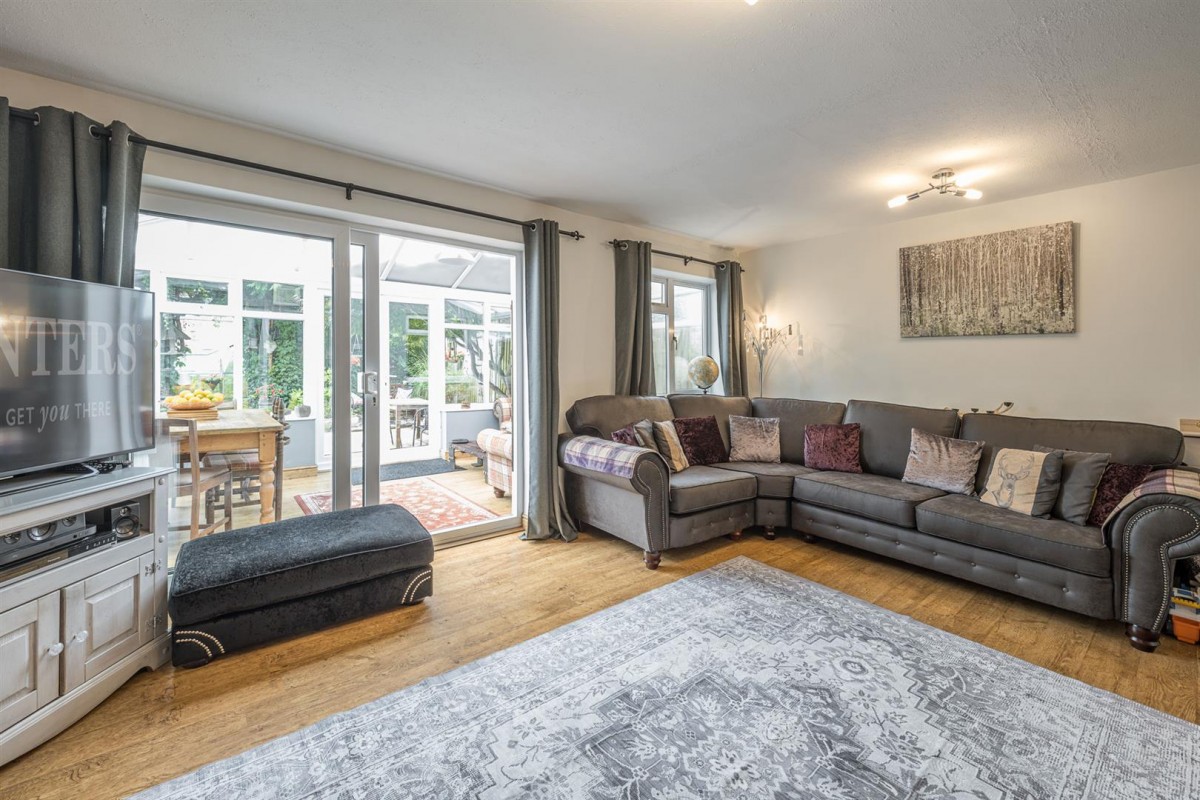 Rivington Close, Norton, Stourbridge, DY8 3YN