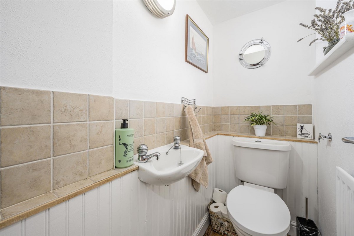 Rivington Close, Norton, Stourbridge, DY8 3YN
