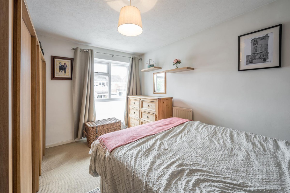 Rivington Close, Norton, Stourbridge, DY8 3YN