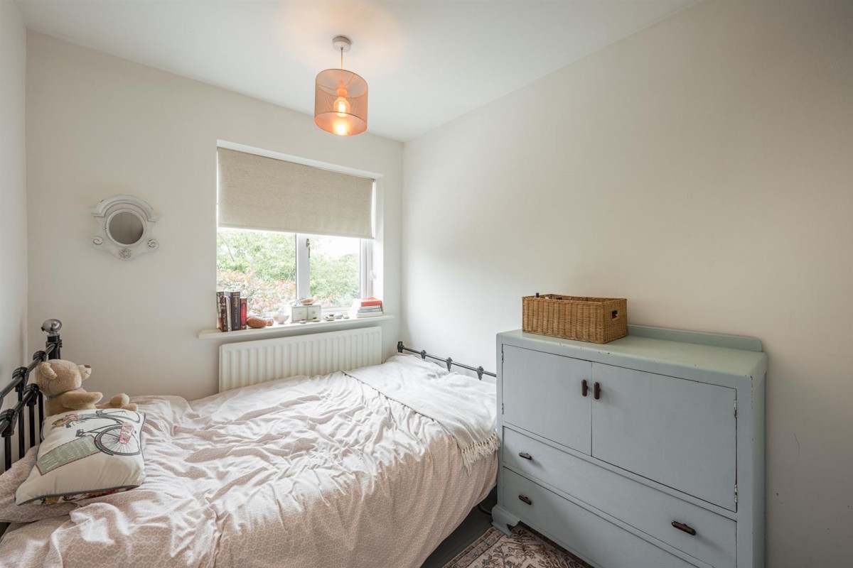 Rivington Close, Norton, Stourbridge, DY8 3YN