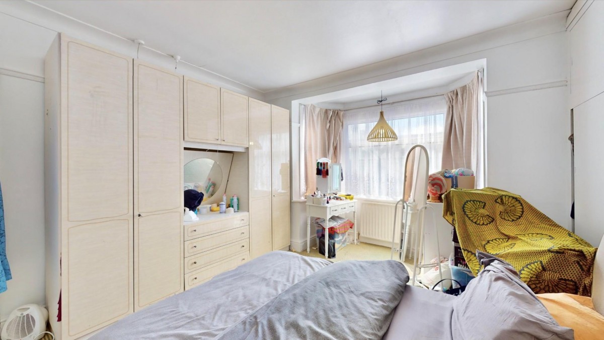 Hamilton Avenue, Ilford, IG6