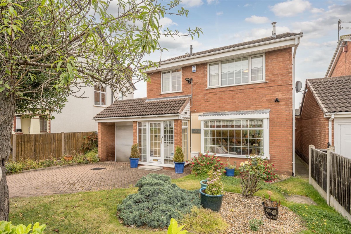 Barnett Lane, Kingswinford, DY6 9PN