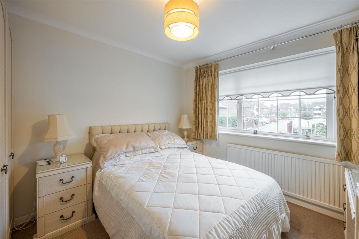 Barnett Lane, Kingswinford, DY6 9PN