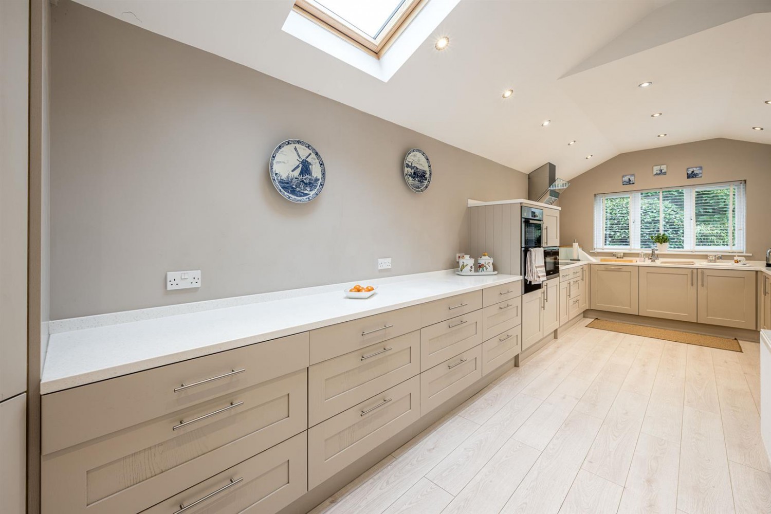 Barnett Lane, Kingswinford, DY6 9PN