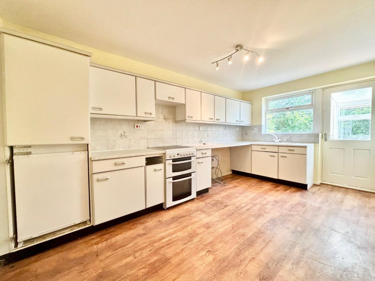 Eagleton Drive, High Green, Sheffield