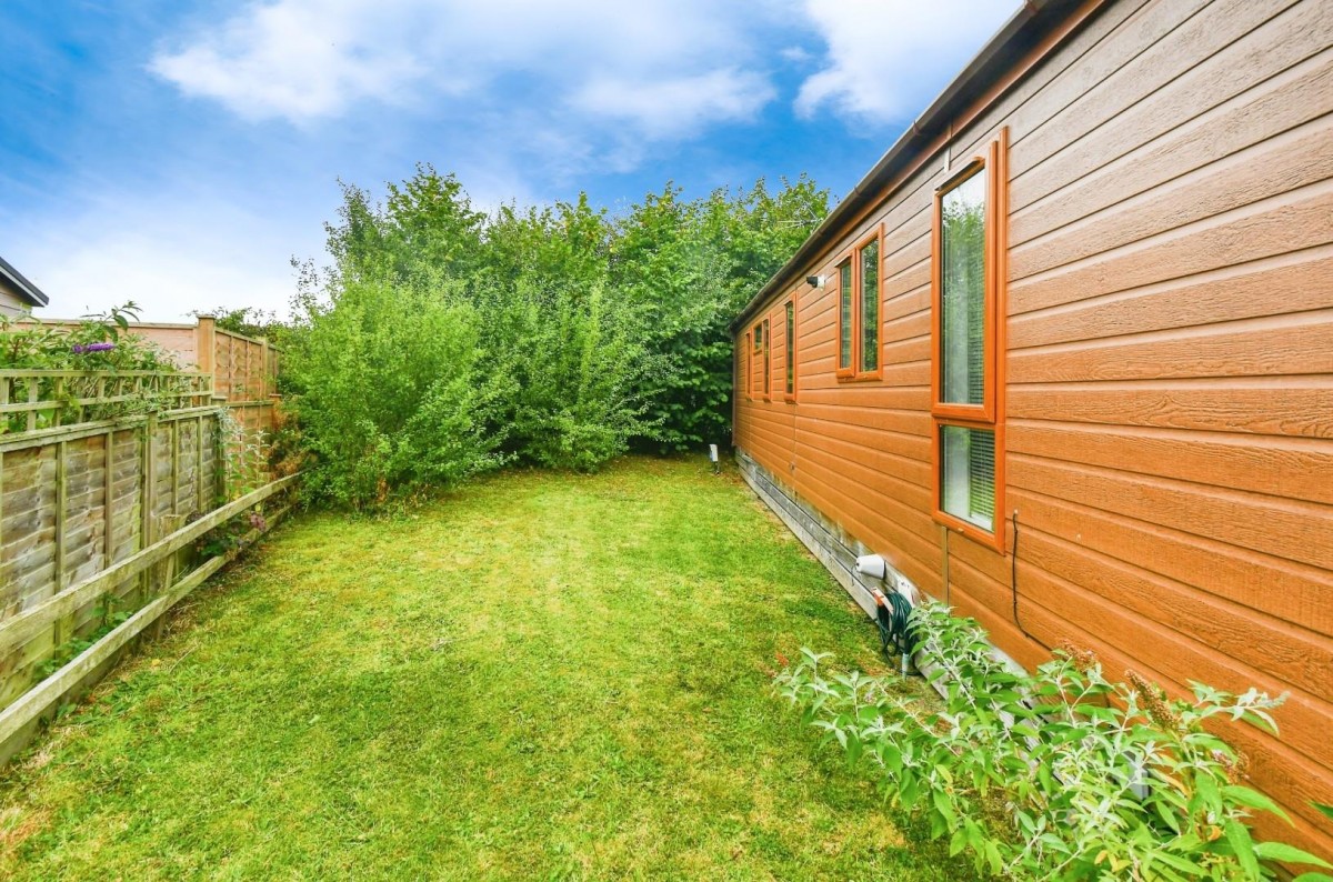 Hull Road, Wilberfoss, York, YO41 5PF