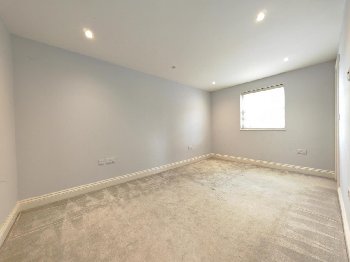 Peach Street, Wokingham