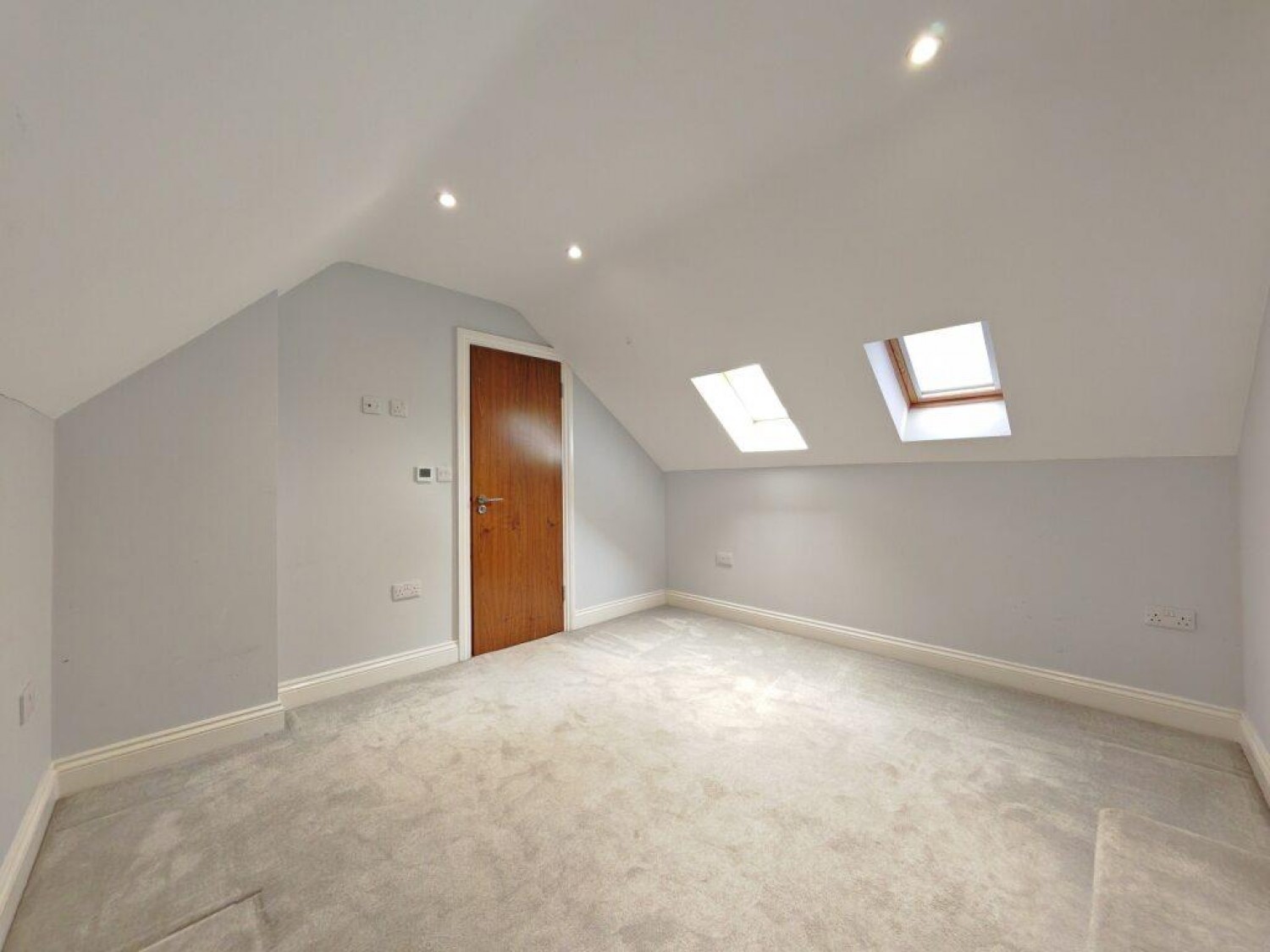 Peach Street, Wokingham