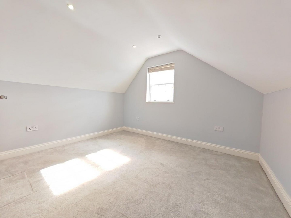 Peach Street, Wokingham