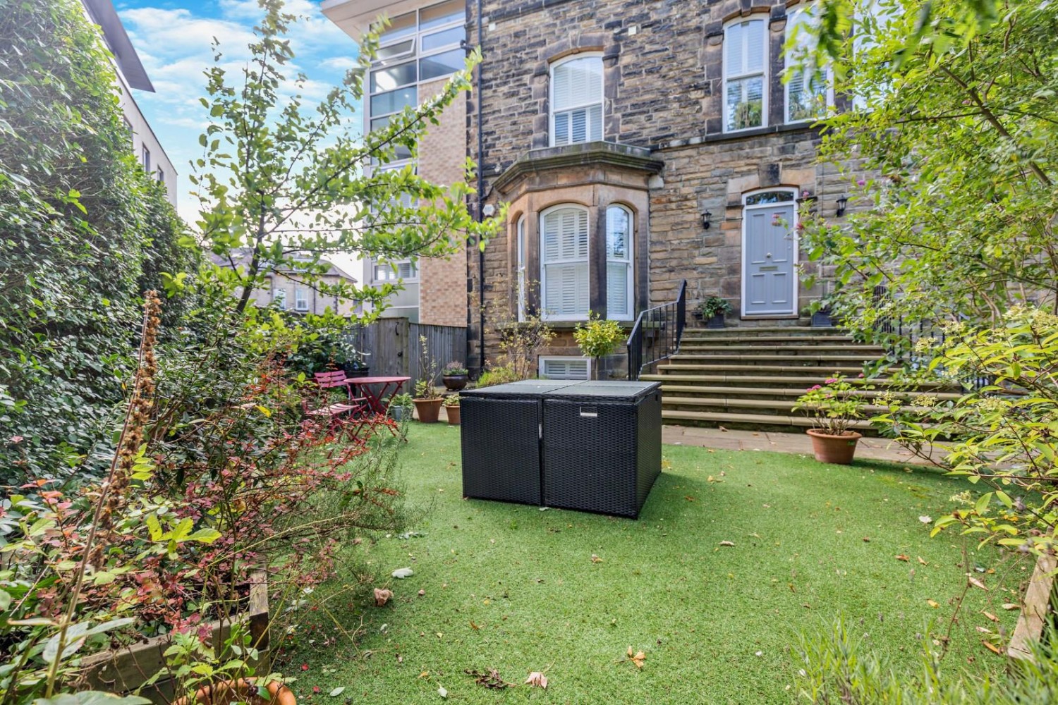 Victoria Avenue, Harrogate, HG1 5PR