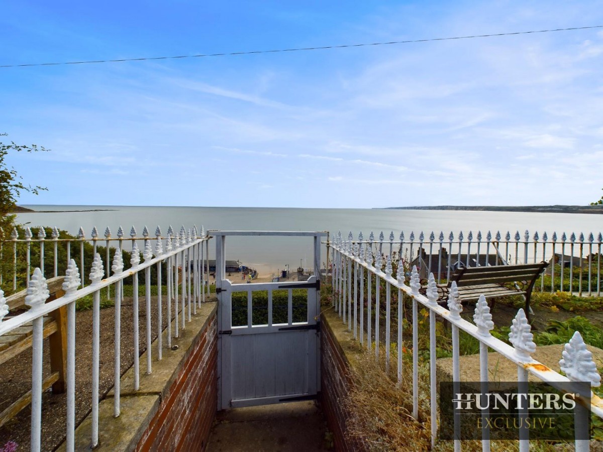 Cliff Top, Filey