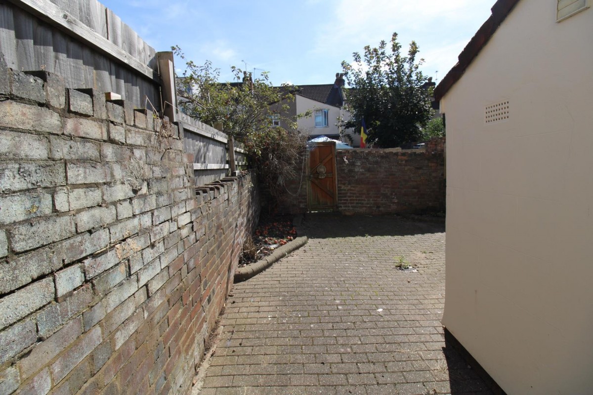 Colston Road, Easton, Bristol BS5 6AE