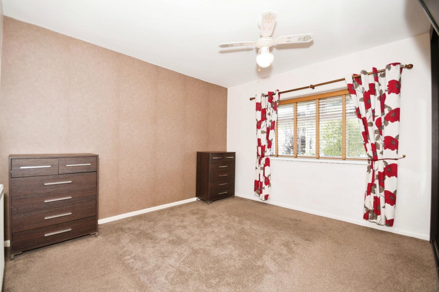 Somerset Drive, Brimington, Chesterfield, S43 1DH