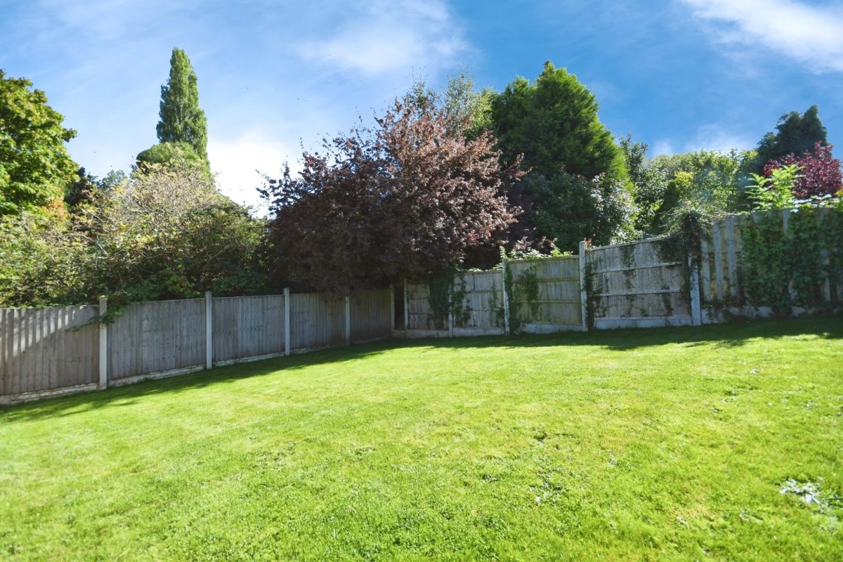 Somerset Drive, Brimington, Chesterfield, S43 1DH