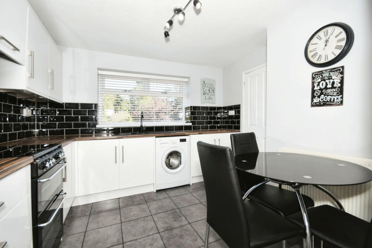 Somerset Drive, Brimington, Chesterfield, S43 1DH