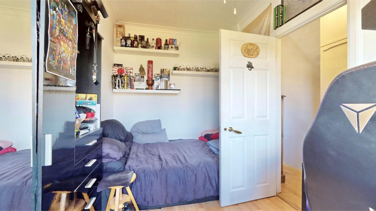 Chittys Lane, Dagenham, RM8