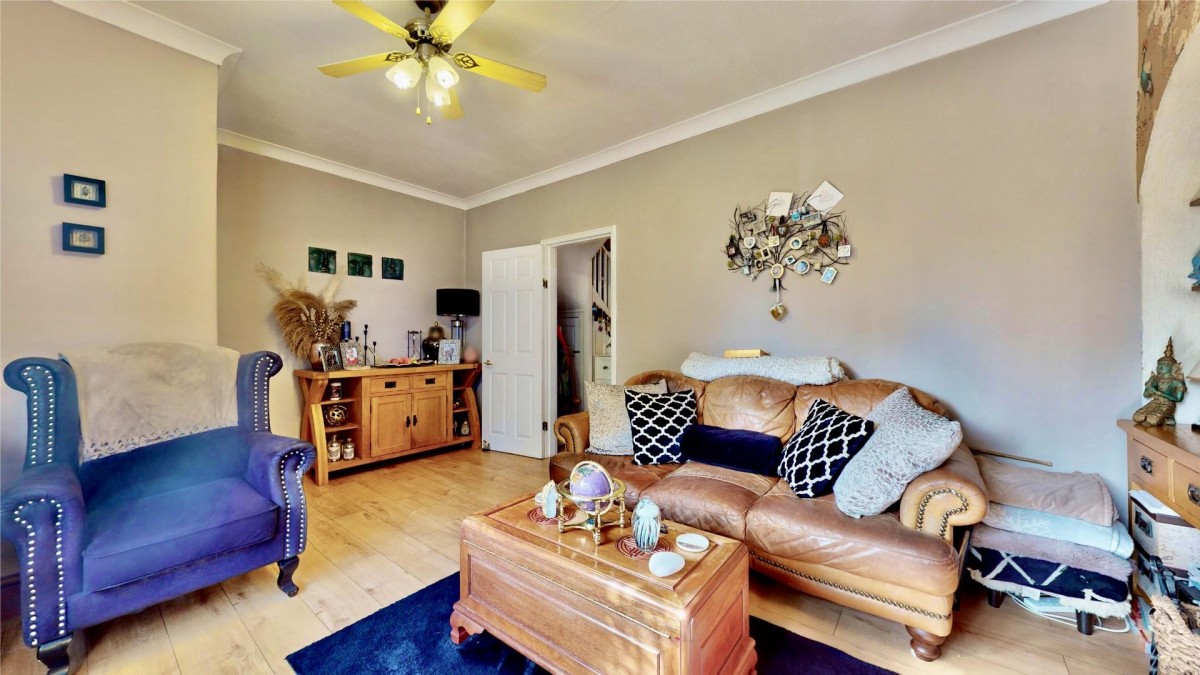 Chittys Lane, Dagenham, RM8