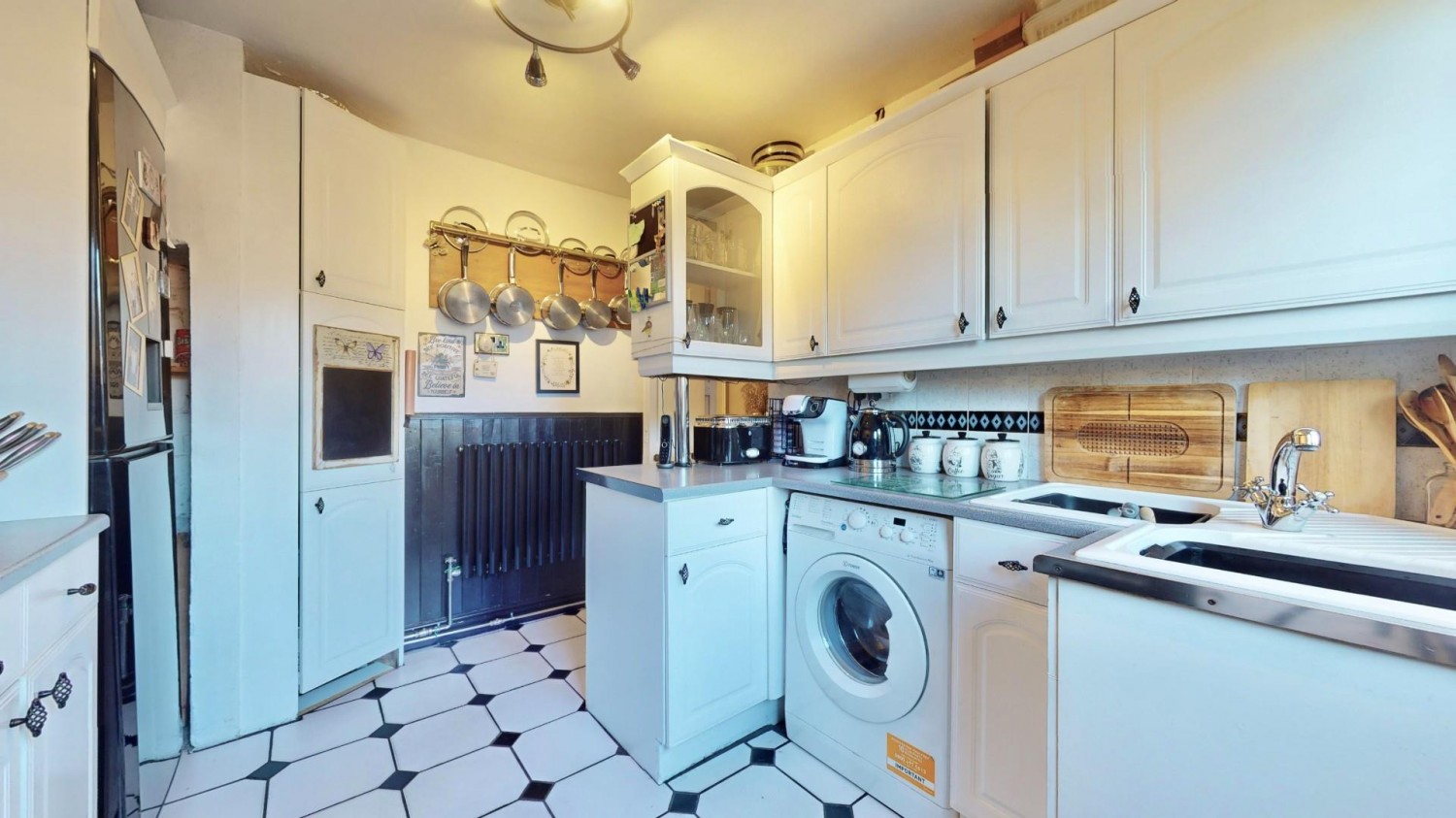 Chittys Lane, Dagenham, RM8